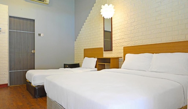 Tommy's Place at Tip Of Borneo