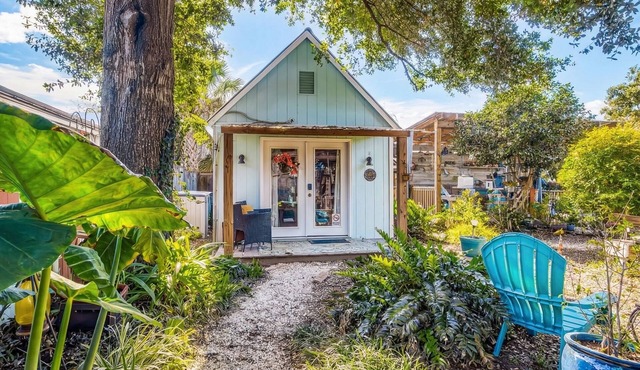 Tommy's Tropical Zen Garden & Cottage Oasis