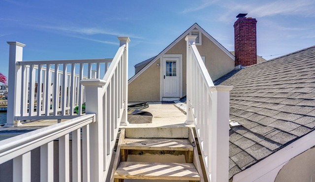 Toms River Apartment w/On-Site Canal Access!