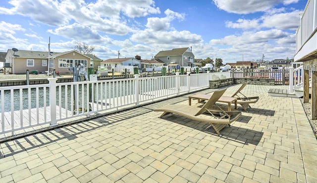 Toms River House With Dock: Bring Your Boat!