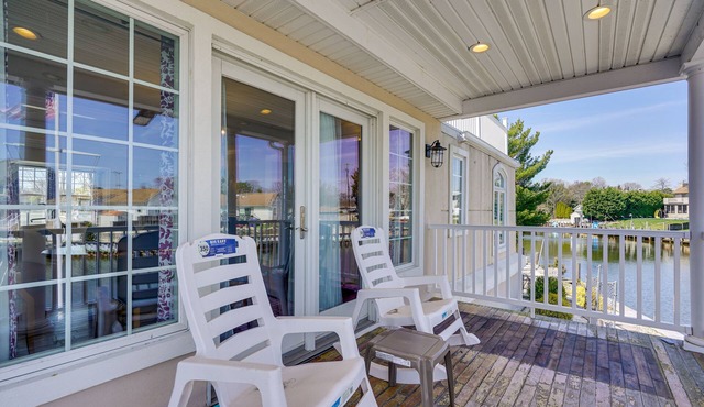 Toms River Vacation Rental w/On-Site Dock!