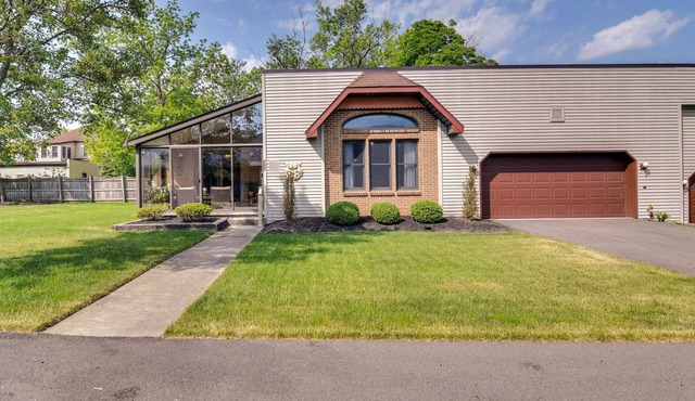 Tonawanda Vacation Rental ~ 13 Mi to Niagara Falls