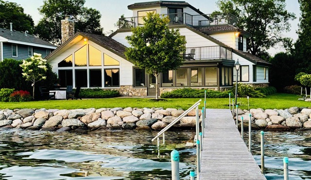 Tonka Bay Lake House on Lake Minnetonka