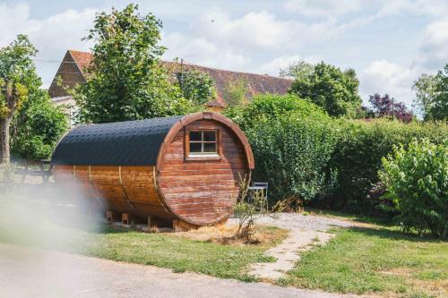 Tonneau en bois insolite au coeur du Charolais