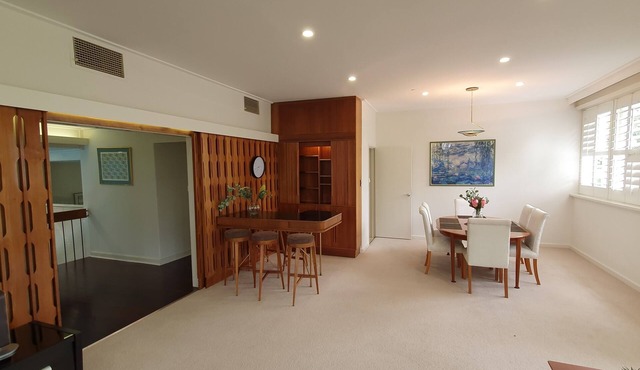 Toorak Luxury Living