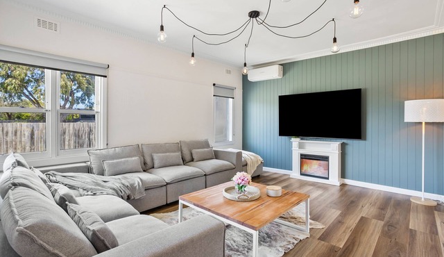 Tootgarook Beach retreat today and experience the epitome of beachside luxury