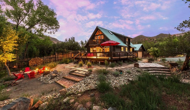 Top 1% River Oasis & Hot Springs Nearby