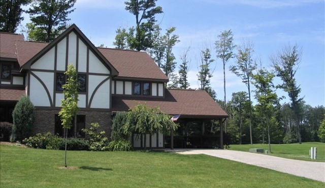 ✨TOP & CENTER Peek’n Peak KIKO SKI IN/OUT LIFT#3~SITUATED ON GOLF COURSE #9 TEE