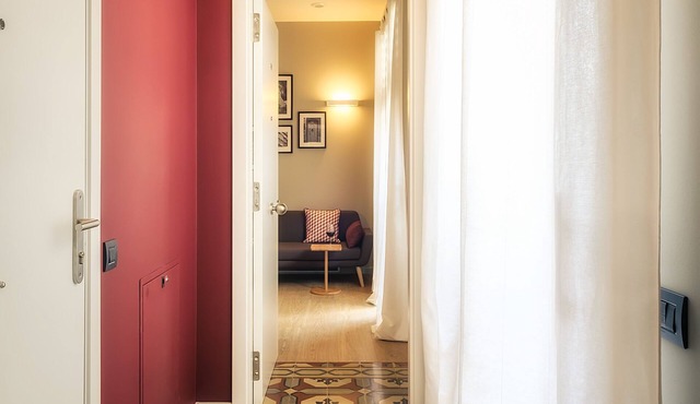 TOP CLASS 1 BDR NEW | Terrace | Metro | Wifi | Elevator | Bike room | Sleeps 2