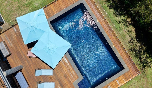 Top Class - Commanding Bay Views