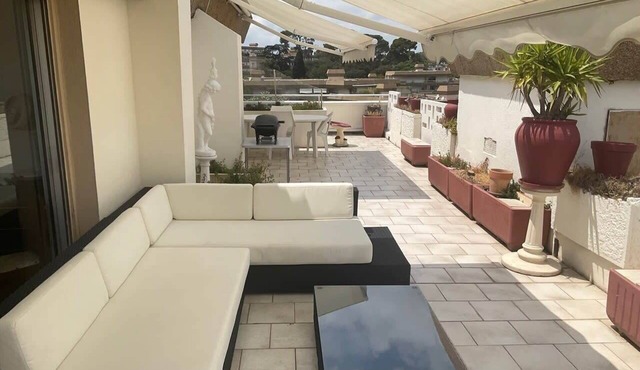 top floor apartment with private park