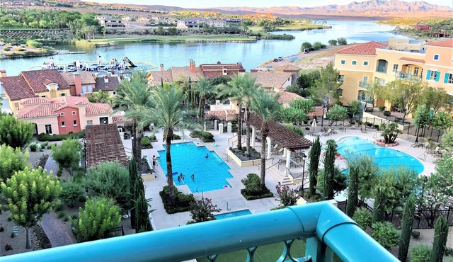 Top floor, BEST view, Viera condo at Lake Las Vegas!