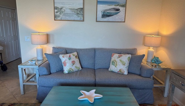 Top Floor Condo on Golf Course, River View! Premier Host. Had 3yr Tennants