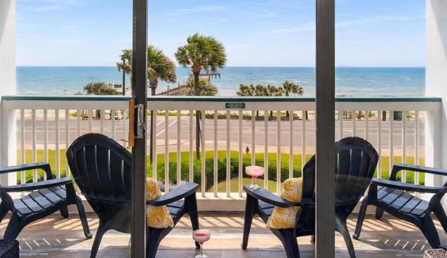 Top Floor! Oceanfront View, Heated Pool, Casa Del Mar!
