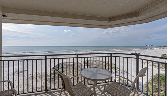 TOP FLOORGULF FRONT PREMIUM CONDO 5 STAR RATED SPRING & SUMMER DATES AVAILABLE