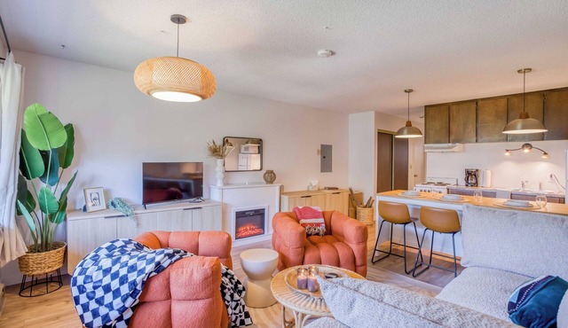 Top-Level Condo in Neskowin Next to the Beach, Dog Ok!