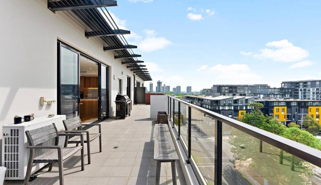 Top Level Penthouse Ryde