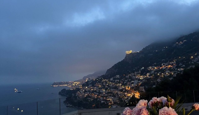 Top Location: Panoramic Villa with Pool Monaco Bay