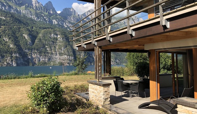 Top location to the lake side - apartment right on Lake Walen and the ski resort Flumserberg