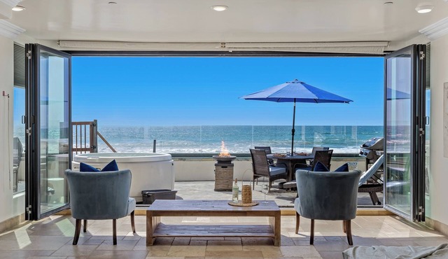 Top Notch Coastal Getaway P813-2