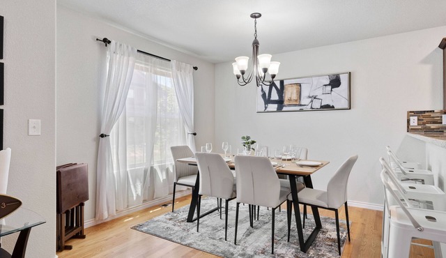 Top Notch Townhouse with Arcade