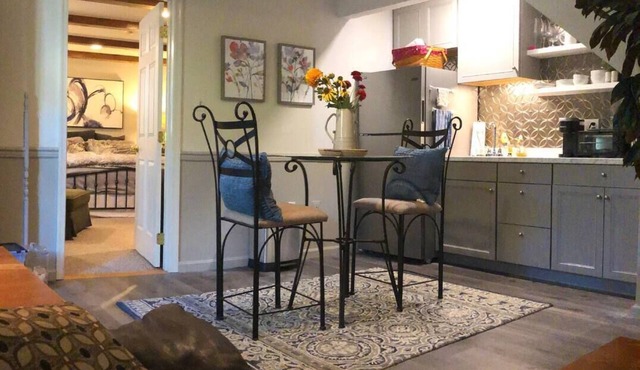 Top o' the Hill Apt. in historic Harpers Ferry