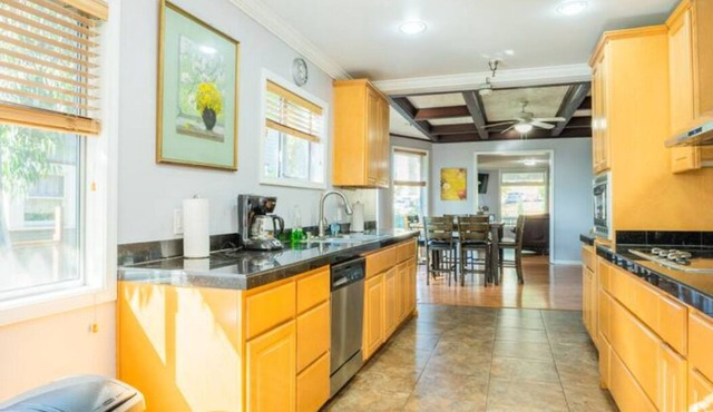 Top of Tacoma Flat Unit 1