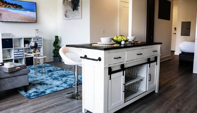 Top Of The Line | High Rise | Luxurious Loft