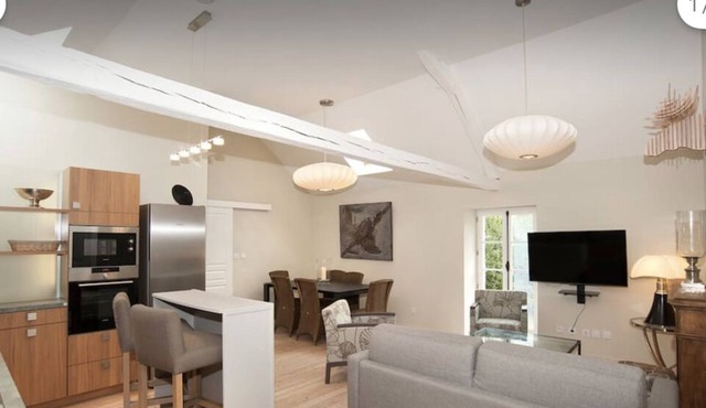 top-of-the-range air-conditioned gite with jacuzzi