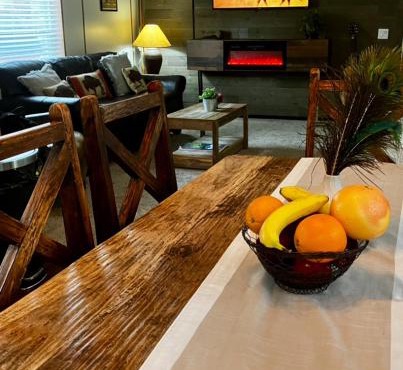 Top Property, Fishermen, Pool Passes, One Minute To The Hot Springs, Location Perfect & Amenity Rich, Pup Friendly, Discover An Exceptional Wyoming Stay, Thermopolis River Walk Home at Hot Springs State Park, 'Where Families and Fisherman Stay'