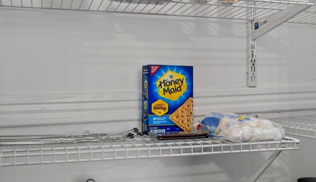 TOP RATED! FANTASTIC LOCATION! 3 bedroom near WASHU, LOOP, Pageant, Forest Park