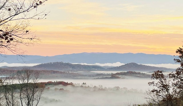 Top Rated Mountain Escape - Ultimate Relaxation & Scenic View