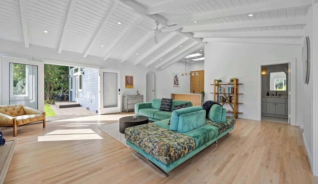 Topanga Cabin by Colby & Conrad
