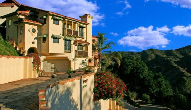 Topanga Canyon Inn Bed and Breakfast