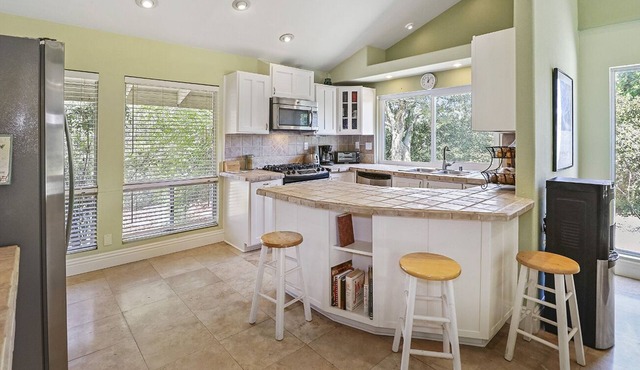 Topanga Retreat with a Huge Private Backyard
