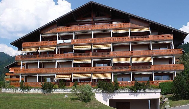 Topaze 4 by Interhome