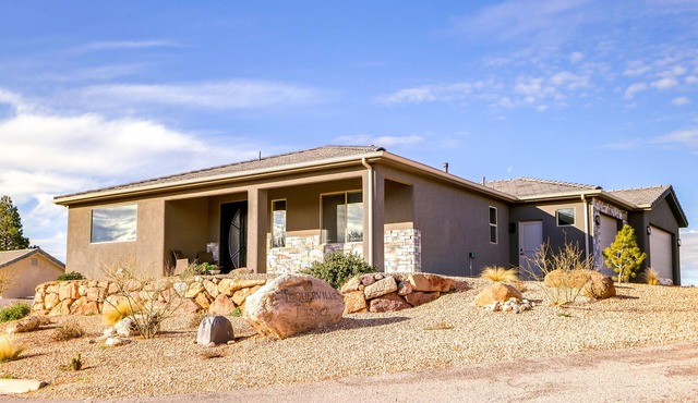 Toquerville Cottage Near Parks & Reservoirs!