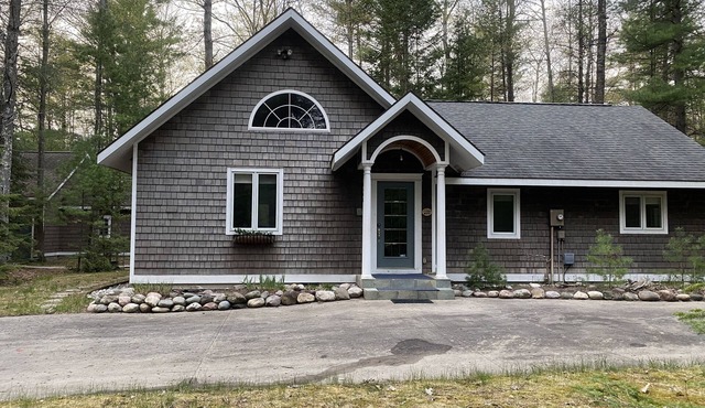 Torch Lake Cabin near launch with boat option