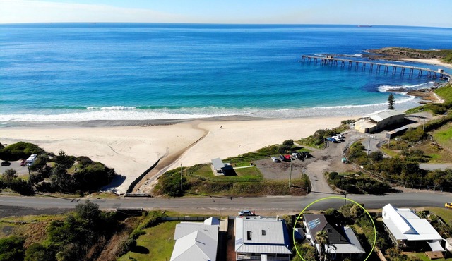 Torodes - beachhouse with ocean views
