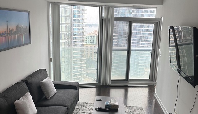 Toronto’s most centrally located downtown! Walking distance to CN Tower