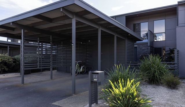 Torquay Golf Retreats