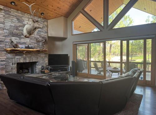 Torreon Getaway on the Greens with hot tub, 4 bedrooms, sleeps 10