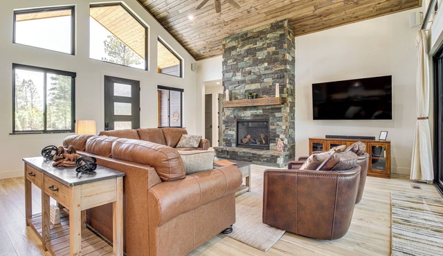 Torreon New Build w/Deck & Outdoor Entertainment