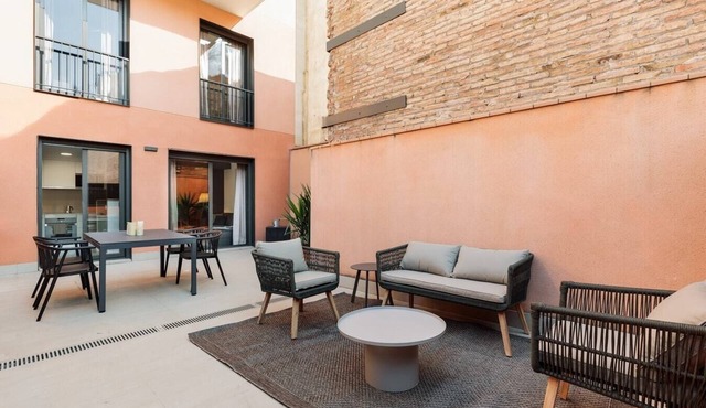 Tortosa - 3 bedrooms and a terrace in Les Corts