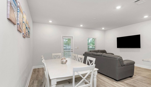 Tortuga Cove: Coastal Charm & Comfort Just Minutes from the Beach!