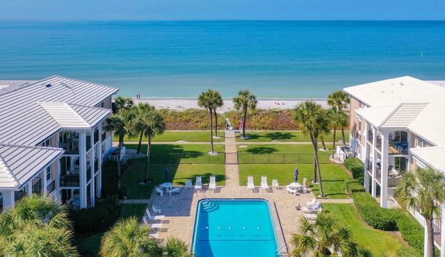 Tortugas DeMar103B-Gulf Front & Ground Level-Fabulous 2 BR unit in Belleair!