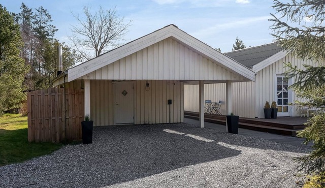 "Toska" - 3km from the sea by Interhome