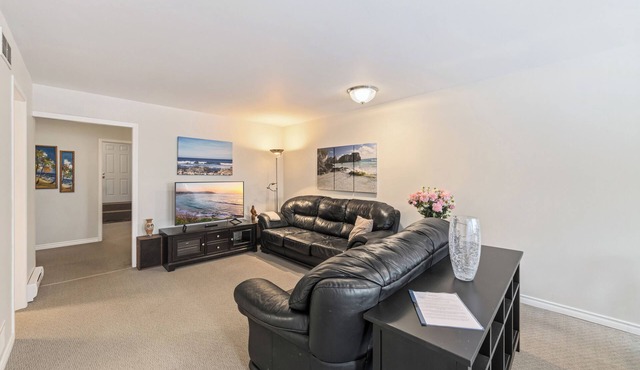 Total Tranquility in a country setting. Pet friendly