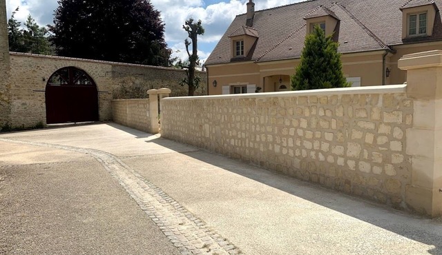 Totally independent studio on the second floor of the house