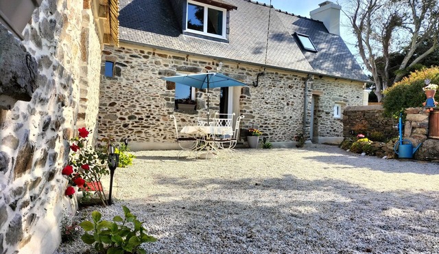 Totally renovated breton house 2 km from the beaches of lézardrieux